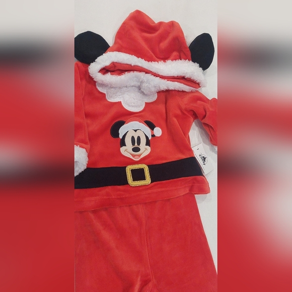 Disney Red Santa Mickey Kids Matching Set . 3/6M - Picture 5 of 7